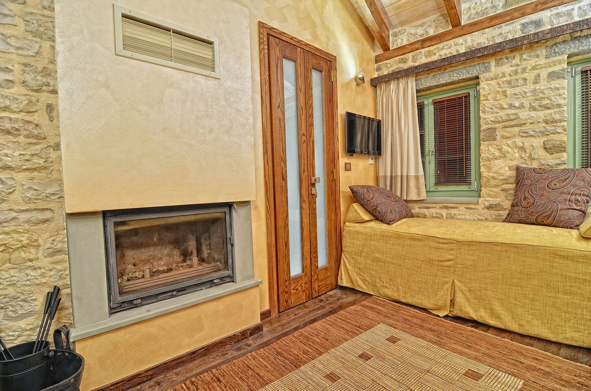 Aithrio Otel Dilofo Dış mekan fotoğraf